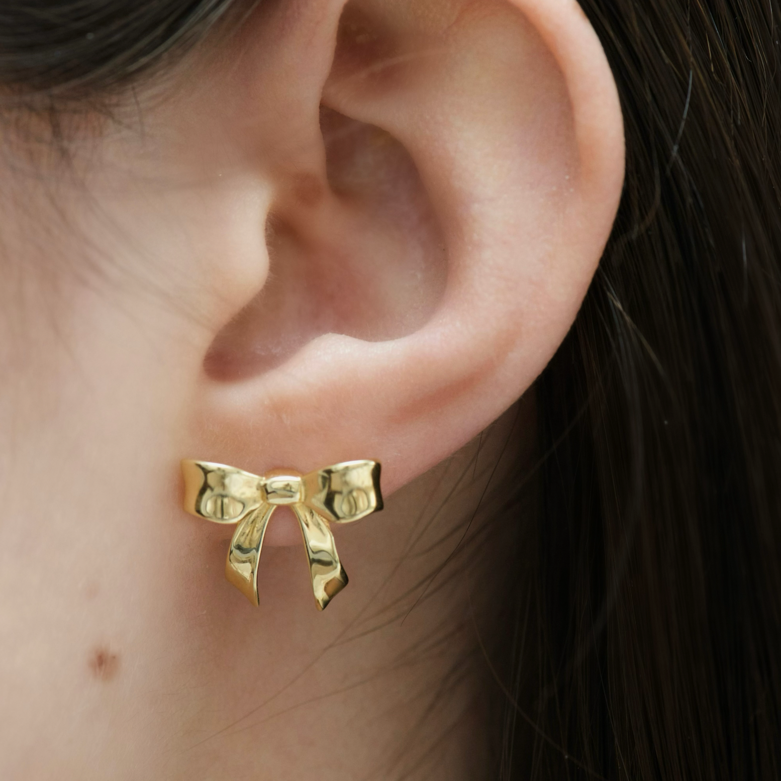 Deals 14k Gold Bow Earrings